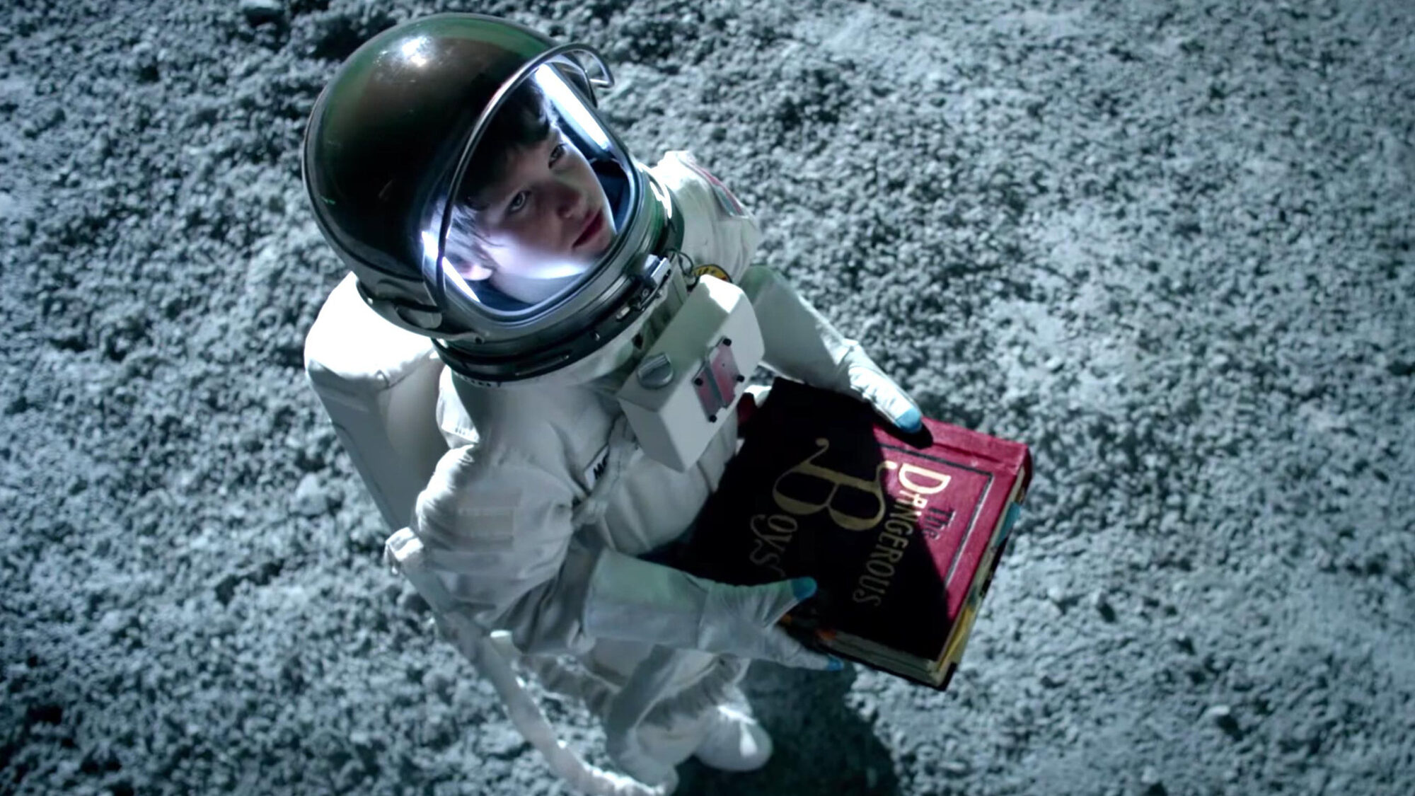 530 reviews Dangerous Book 1533726071