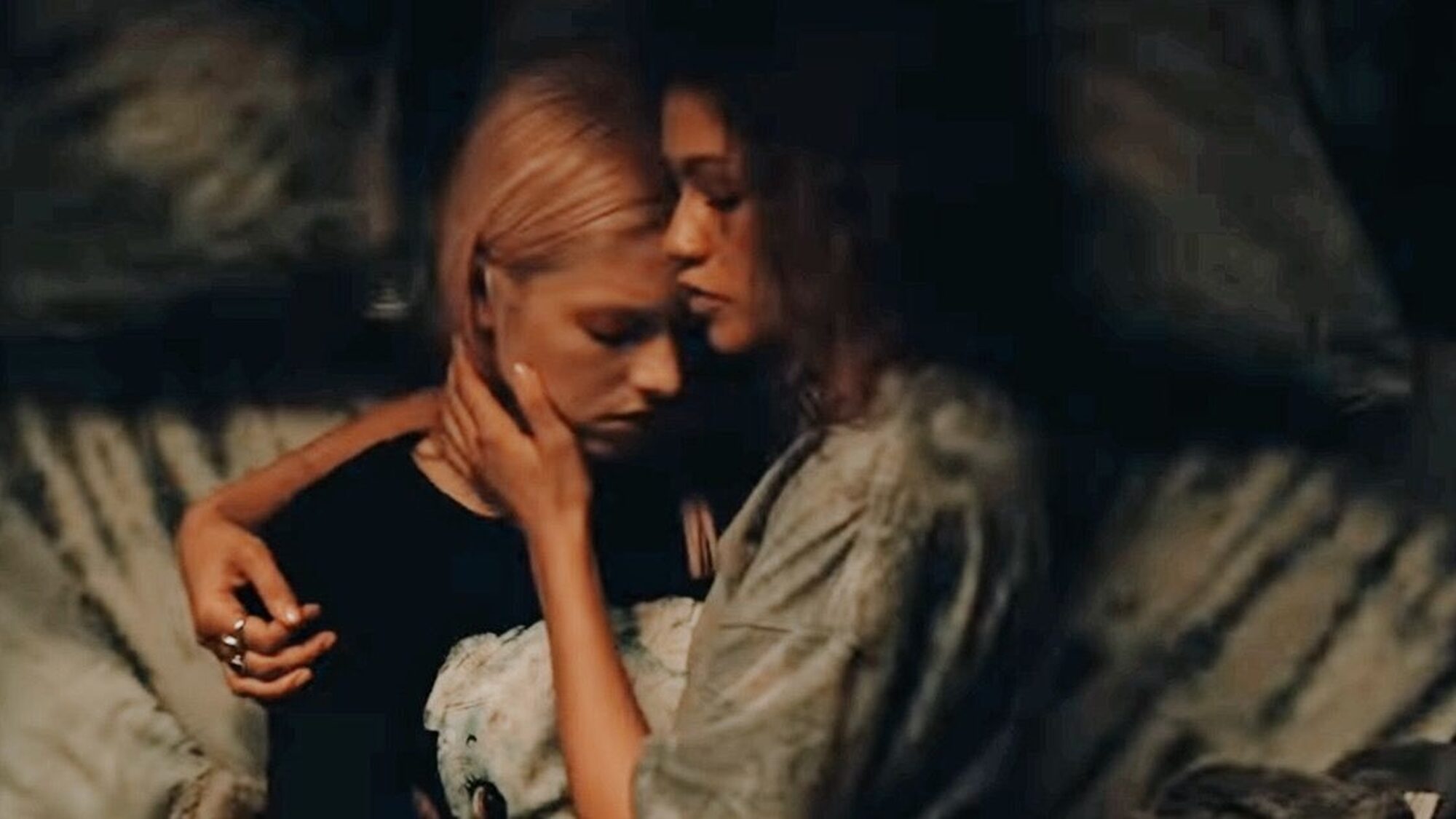 6148 reviews Rue Jules bed HBO 1696431637