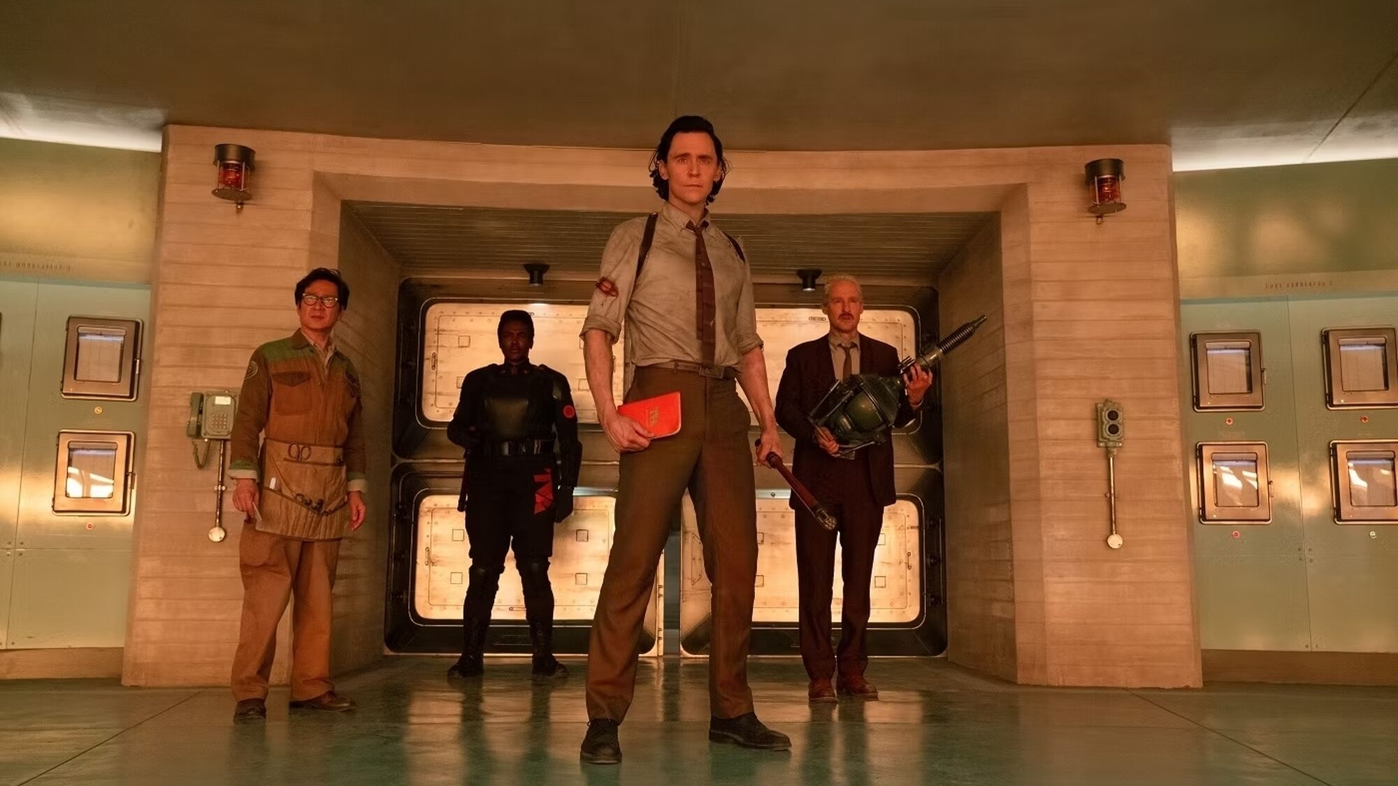 6180 reviews Loki 2 1696569136