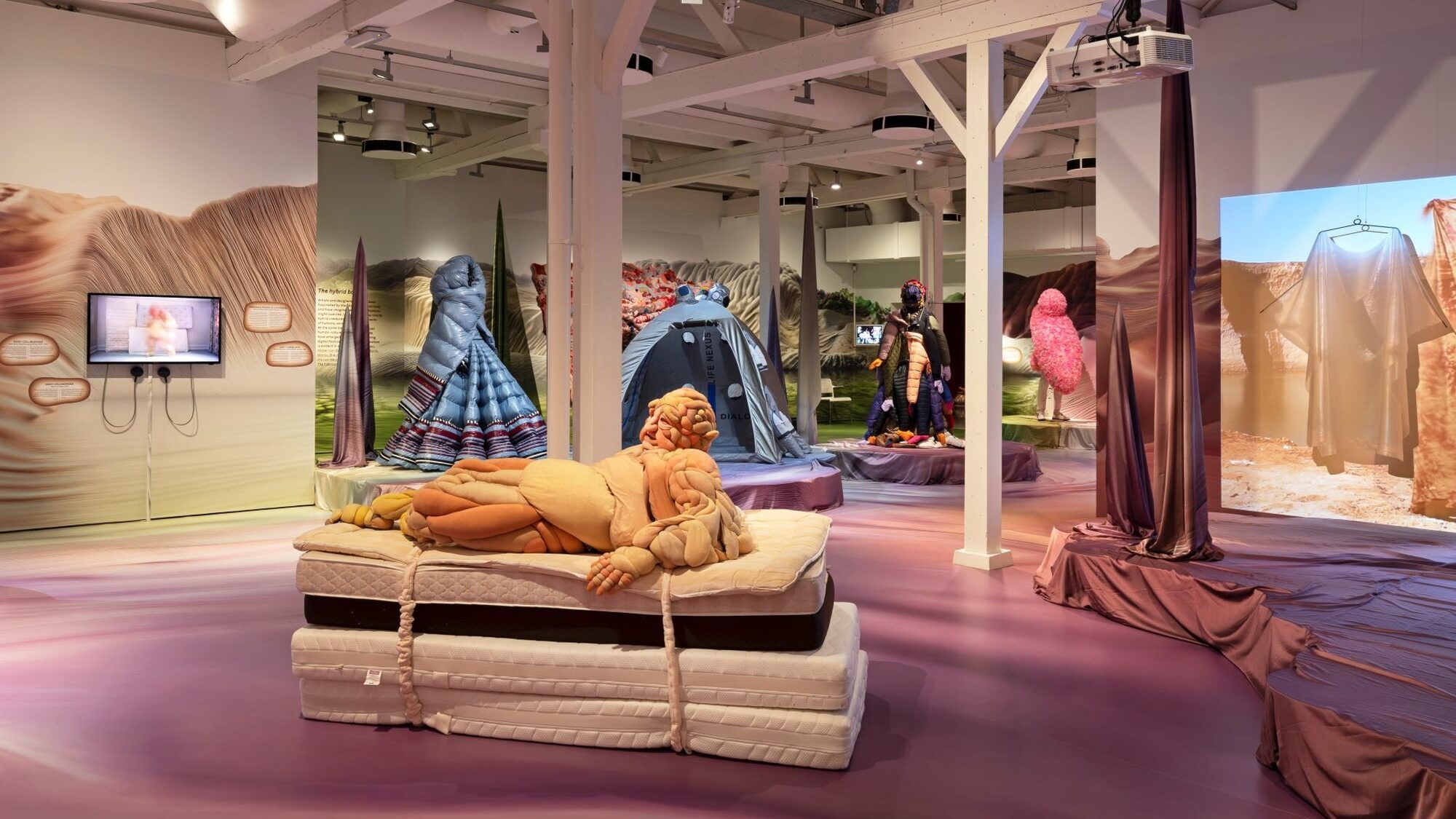 Amina Saada Red Bride