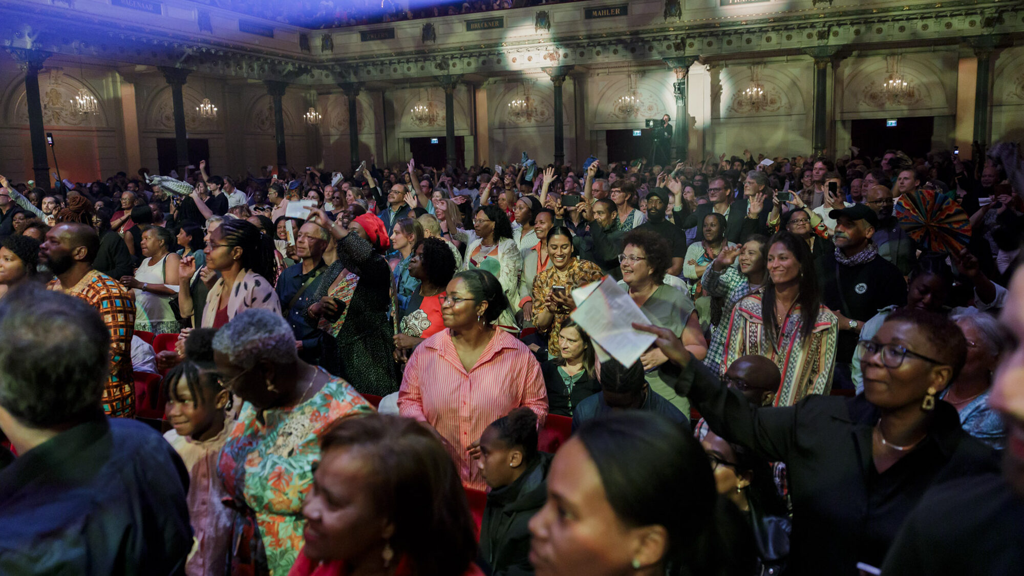 From Southeast with Love 20 05 24 internet Les Adu 74