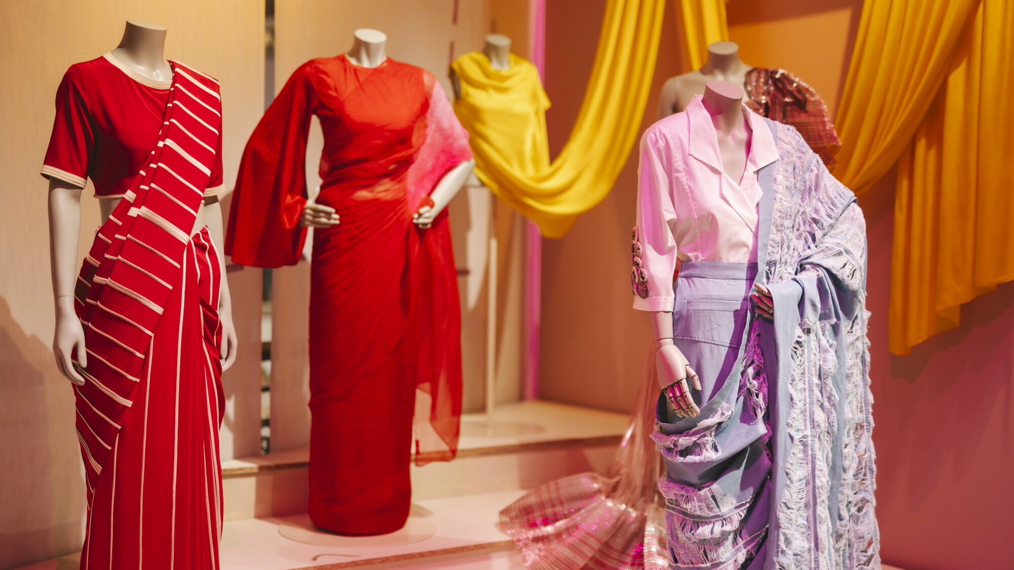 SARI STATEMENT Wereldmuseum Amsterdam Credit Olivia Witmond 19