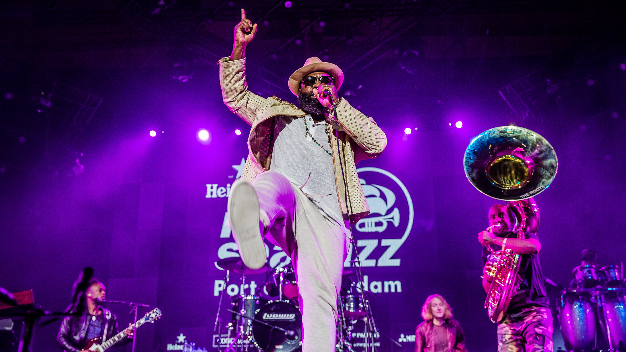 Band The Roots speelt vol energie op North Sea Jazz
