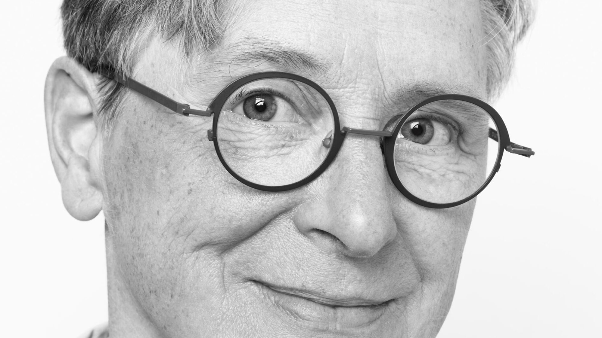 Auteursfoto Minke Douwesz