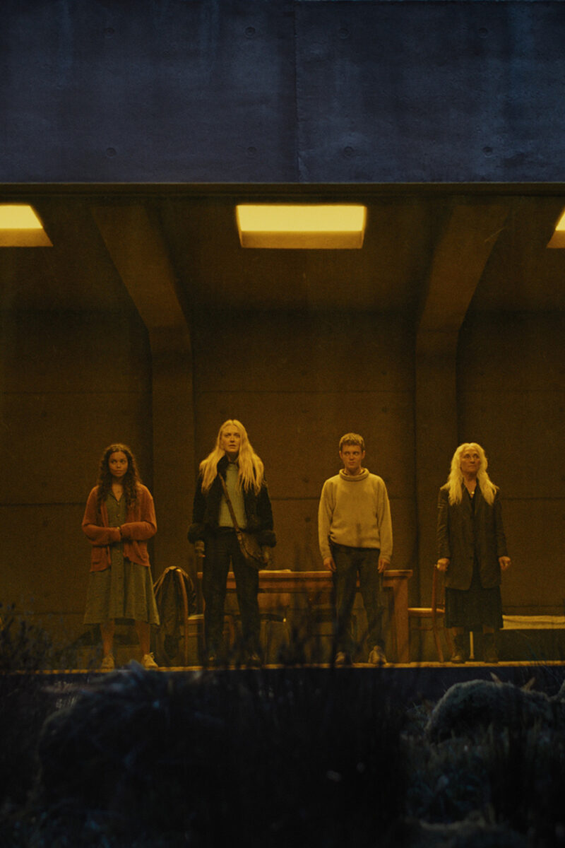 11461 reviews The Watchers st 7 jpg sd high 2024 Warner Bros Entertainment Inc All Rights Reserved Photo Credit Jonathan Hession 1718200588