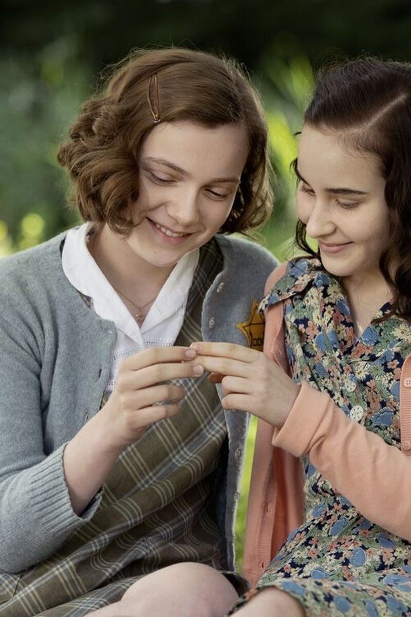 1214 reviews Mijn Beste Vriendin Anne Frank st 1 jpg sd low 1631179995