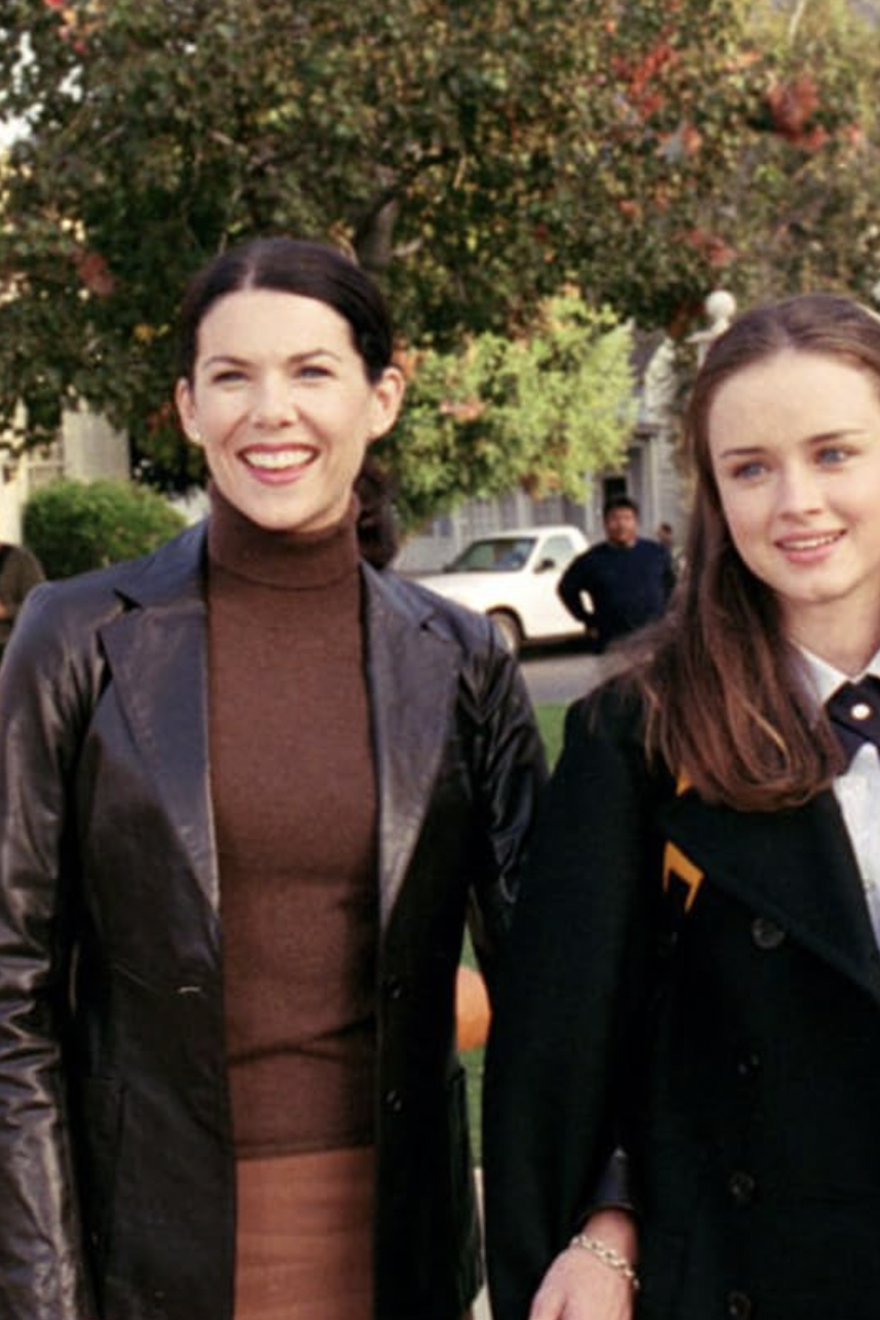 12813 reviews gilmore girls 1724700133