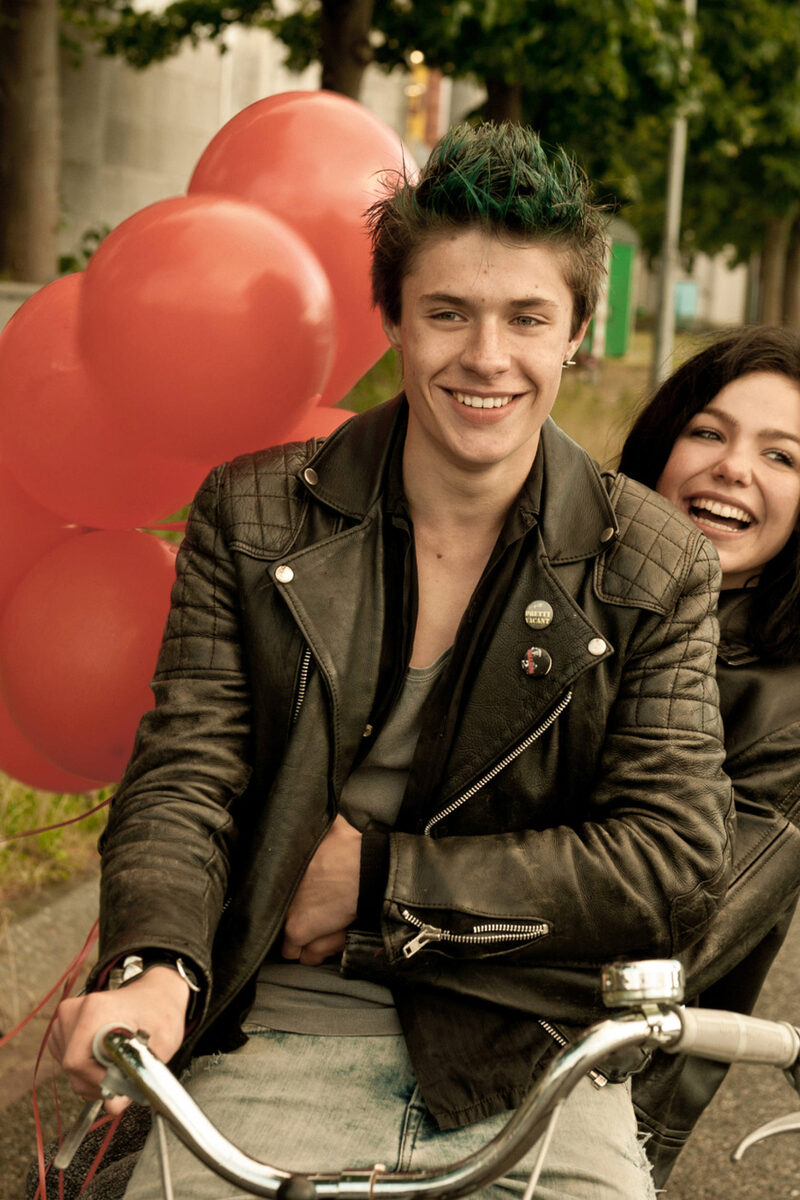 137 reviews Nena 1497459813