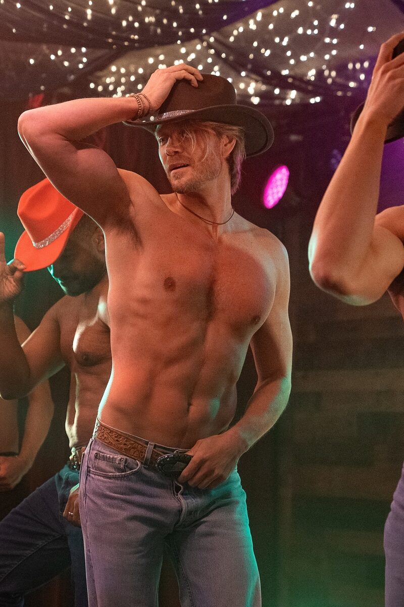 14562 reviews MG 20240516 KM 00990 R 1731682615