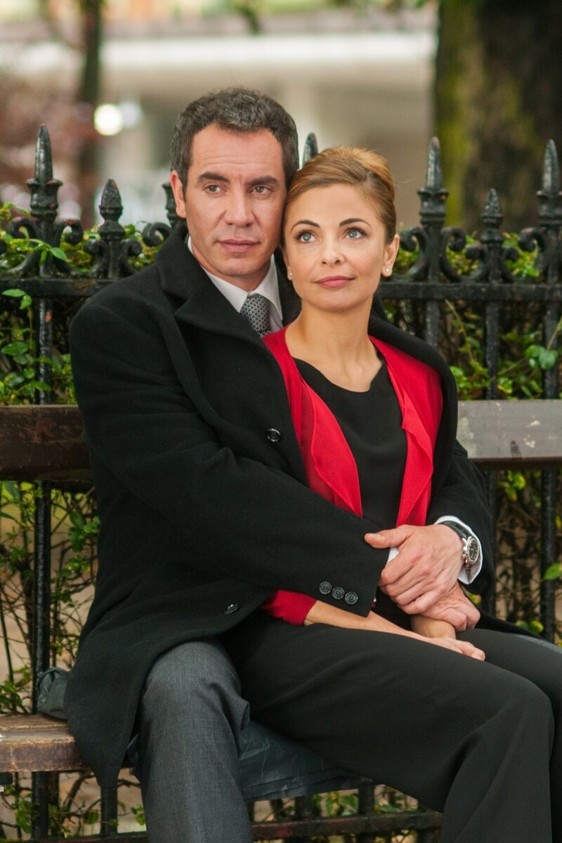 145 reviews De Surprise 1497459961