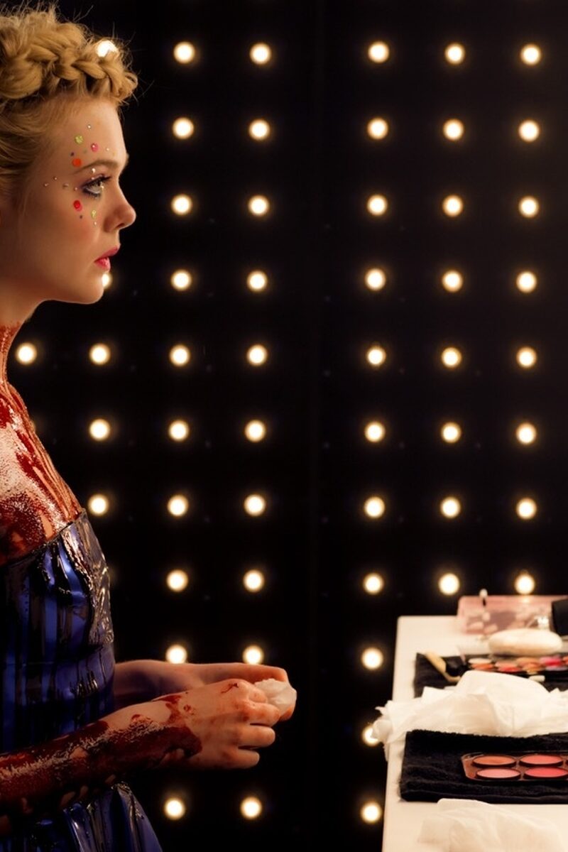 15 reviews Neon Demon 1497457974