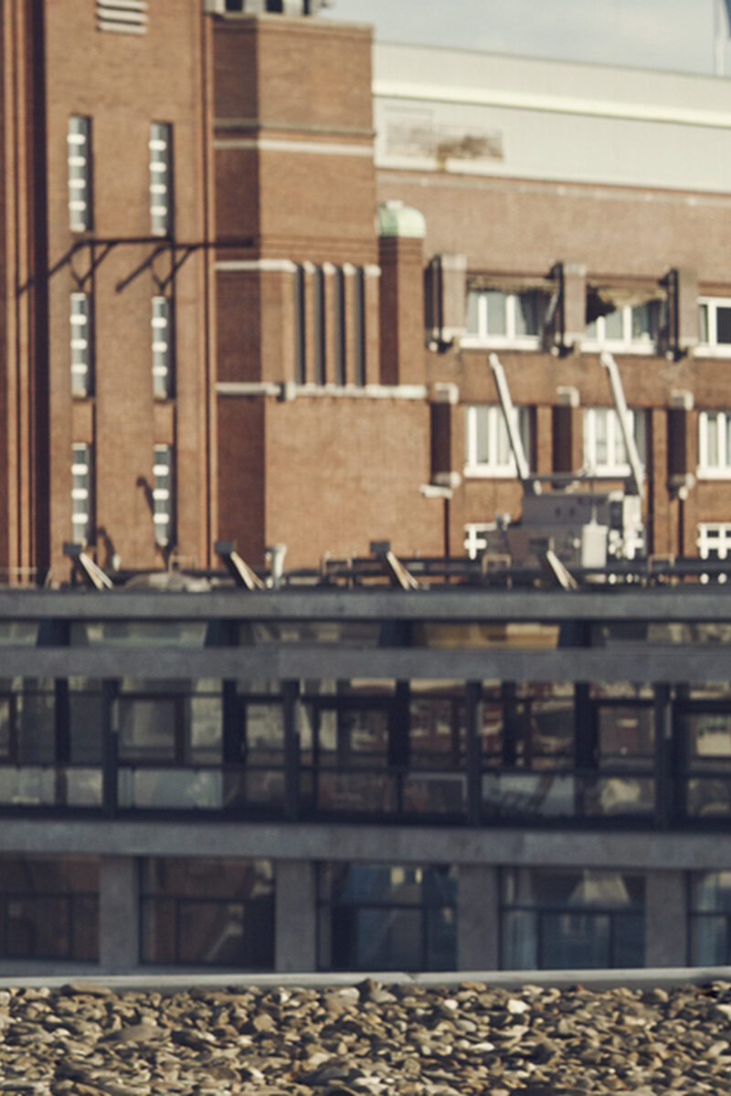 192 reviews Jochgem vd mel 1497460690