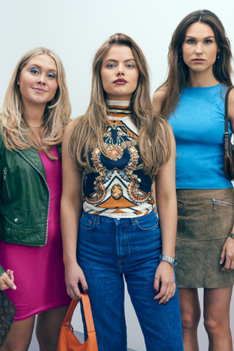 4928 reviews Barracuda Queens 1685977670