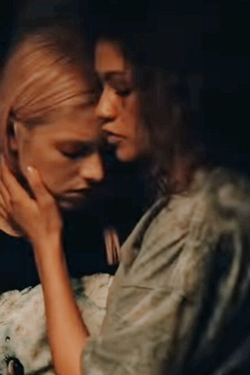 6148 reviews Rue Jules bed HBO 1696431637