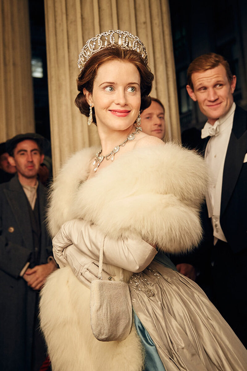 68 reviews rs 1024x759 160927065022 1024 queen elizabeth the crown ch 092715 1497459154