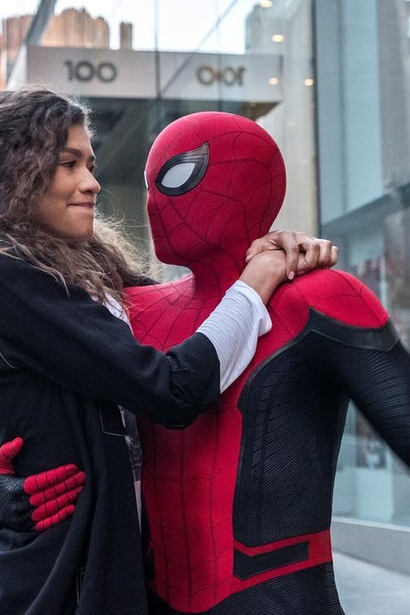699 reviews Spider Man Far From Home st 4 jpg sd low 2019 CTMG Inc All rights reserved 1562313792