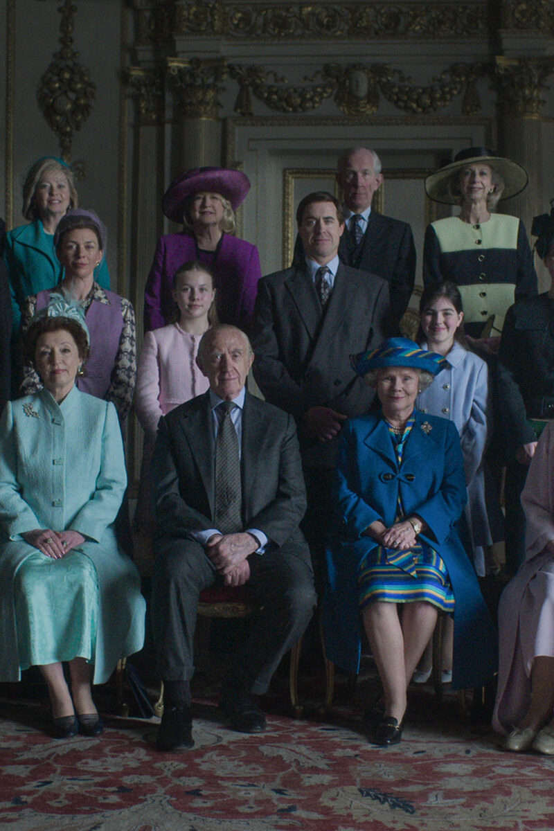 7434 reviews The Crown n S6 E5 00 11 50 00 1701771603