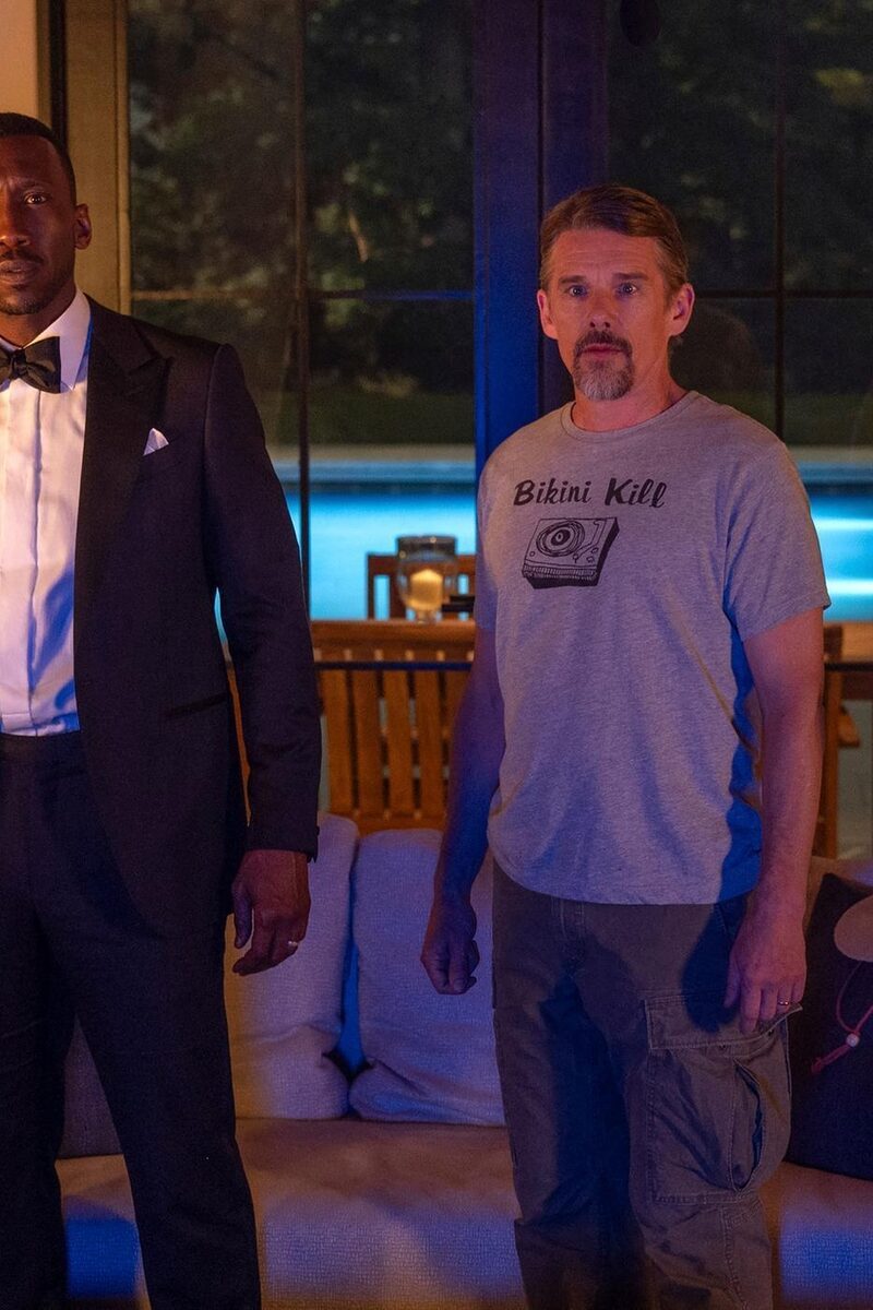 7467 reviews leave the world behind 3 1701874980