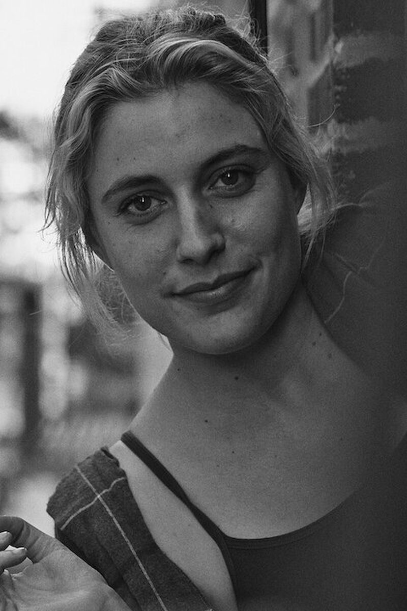 8886 reviews frances ha 1 1707746744