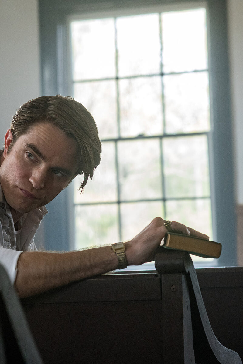 940 reviews the devil all the time robert pattinson lr 1599138770