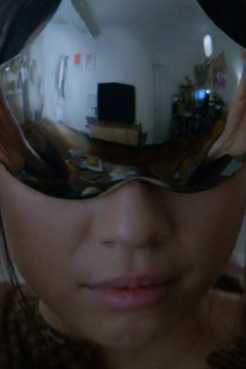 9579 reviews 3 body problem VR 1710193469