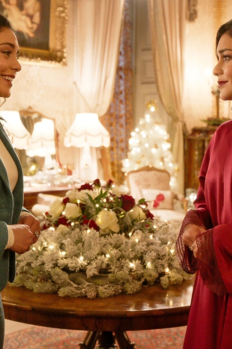 969 reviews the princess switch switched again 2 1602101414 1603980123